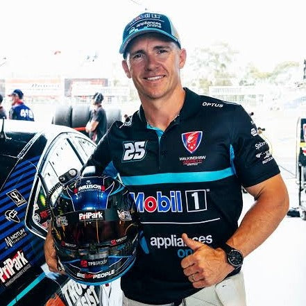 Lee Holdsworth Profile Image