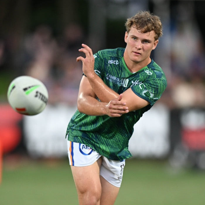 Owen Pattie Book a Video Message